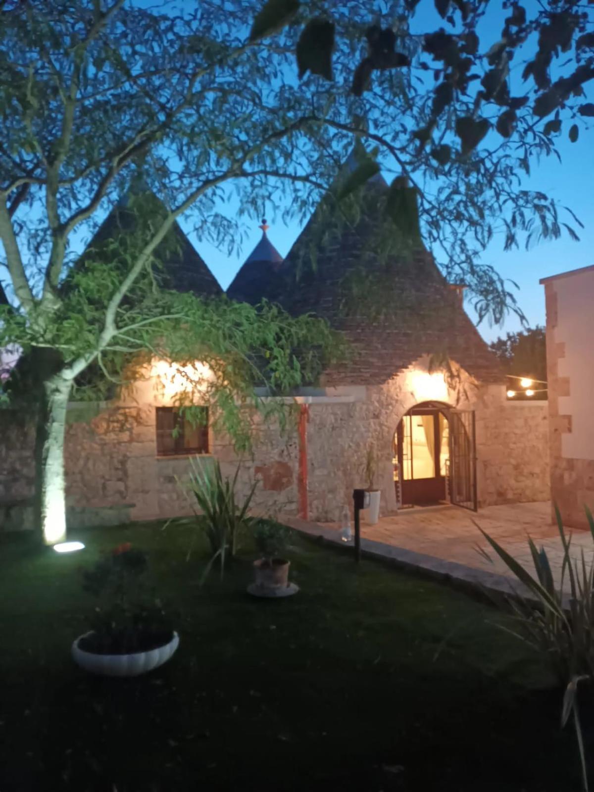 Trulli Allegretti 노치 외부 사진