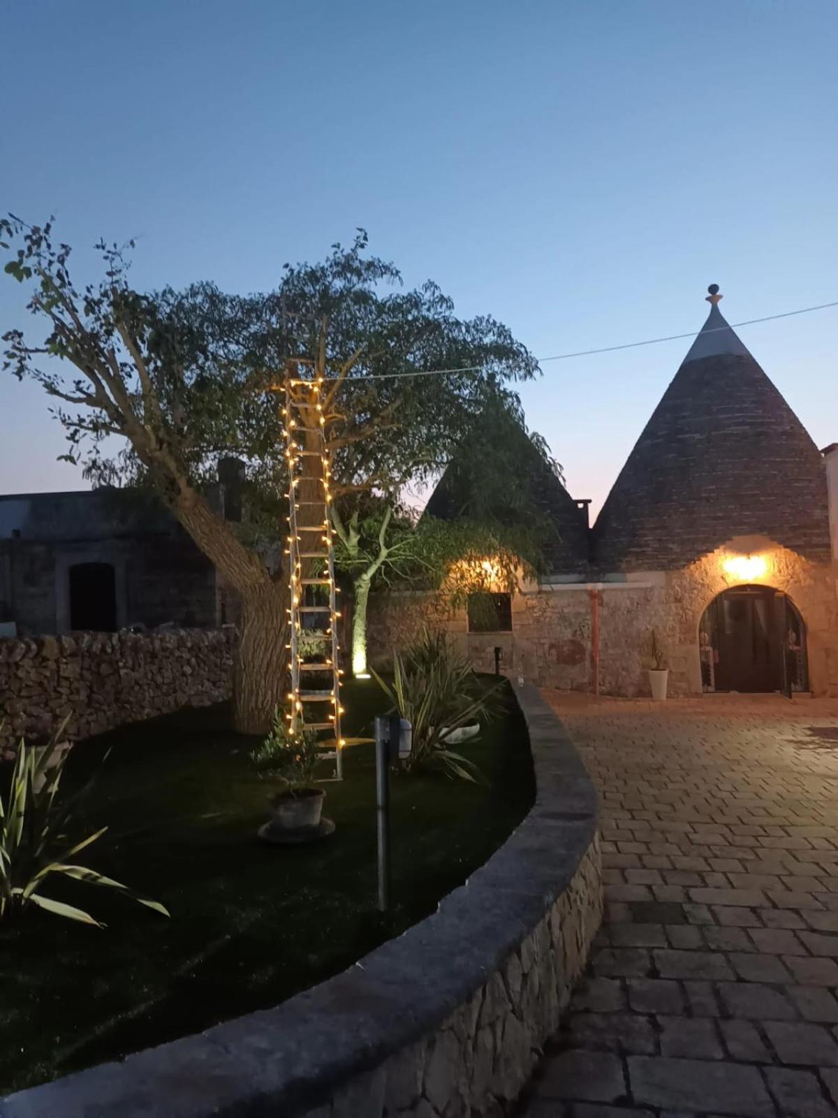 Trulli Allegretti 노치 외부 사진